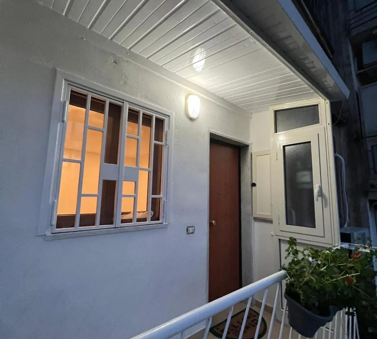 Apartment Casa Vacanze Cretella Naples Italy